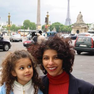 Meet your Posher, Vida